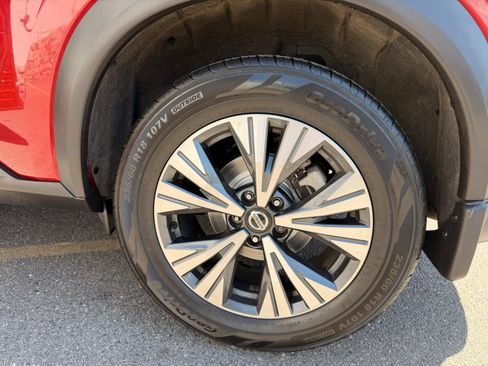 Used 2021 Nissan Rogue SV AWD/4WD image 37