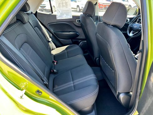 Used 2022 Hyundai Venue SEL w/ Cargo Package image 23