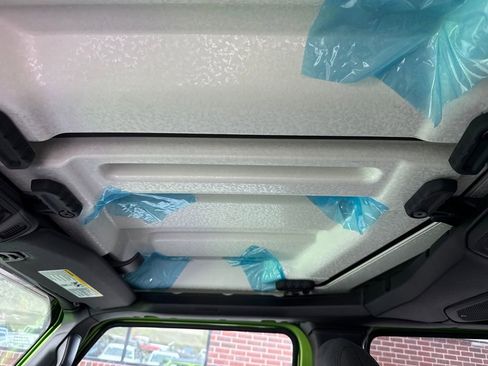 New 2025 Jeep Gladiator Willys image 19