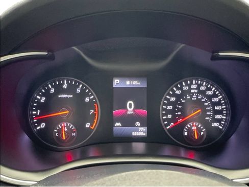 Used 2022 Kia Stinger GT1 RWD image 40