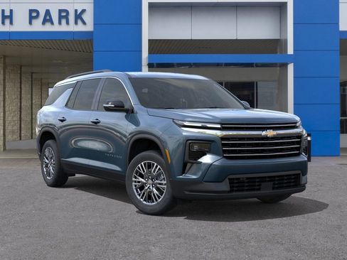 New 2026 Chevrolet Traverse LT image 7