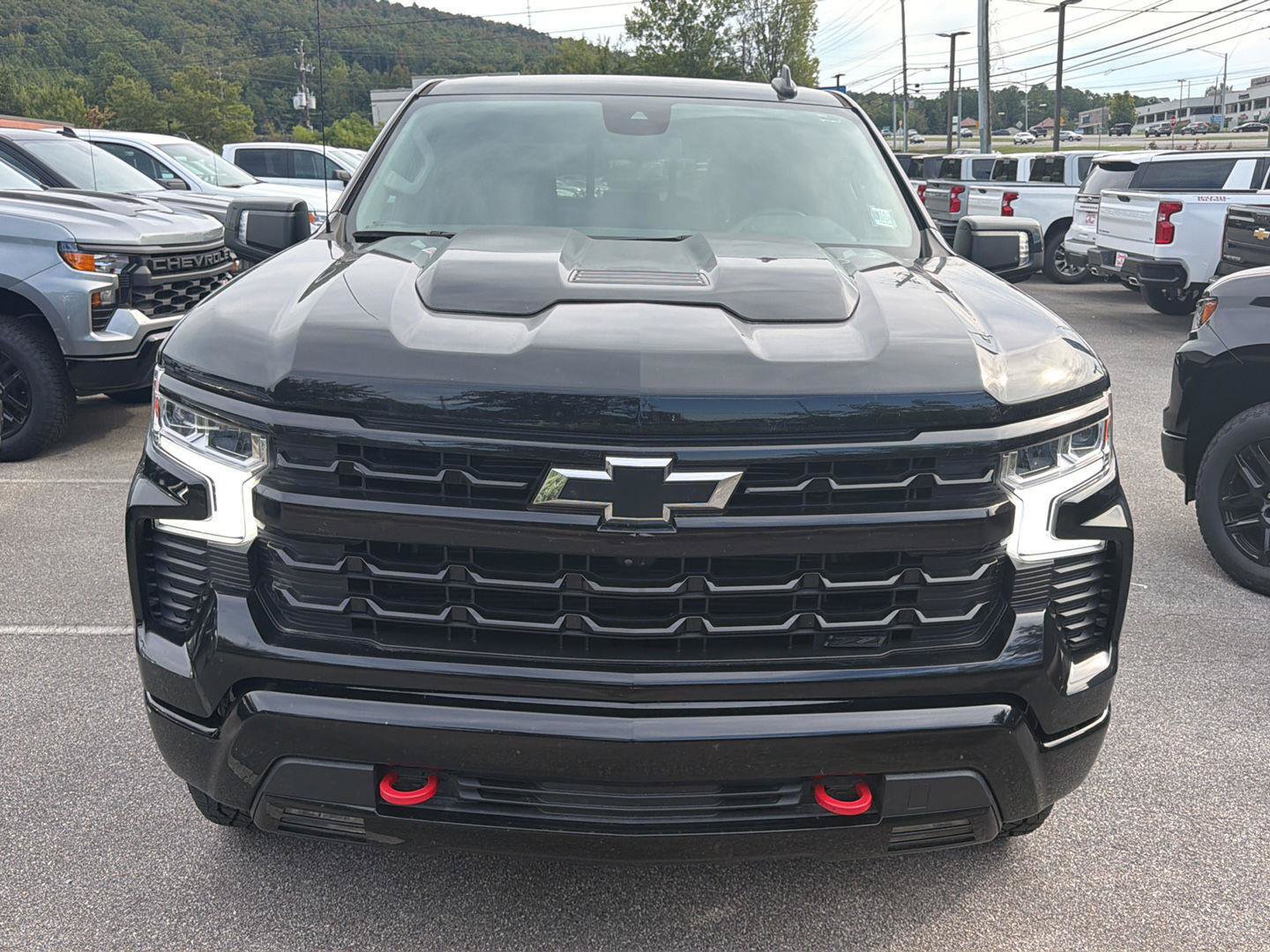 Used 2023 Chevrolet Silverado 1500 LT Trail Boss w/ LT Trail Boss Premium Package AWD/4WD image 5