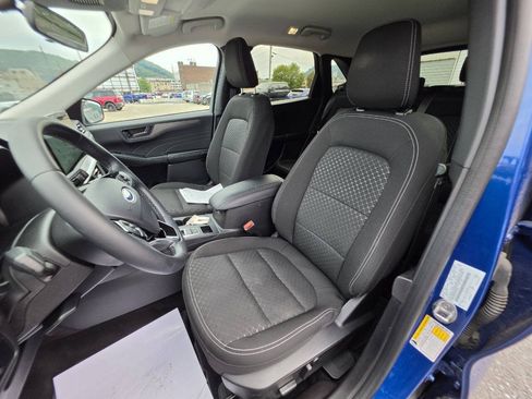 Used 2023 Ford Escape Active w/ Tech Pack #1 AWD/4WD image 16
