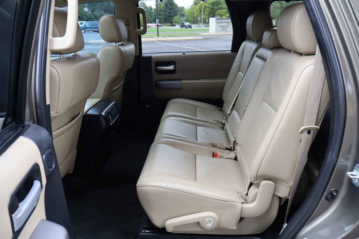 Used 2013 Toyota Sequoia Limited AWD/4WD image 18