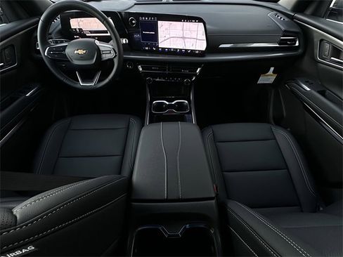 New 2026 Chevrolet Traverse LT w/ Driver Confidence Package image 9