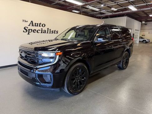 Used 2025 Ford Expedition Platinum w/ Stealth Appearance Package AWD/4WD image 1