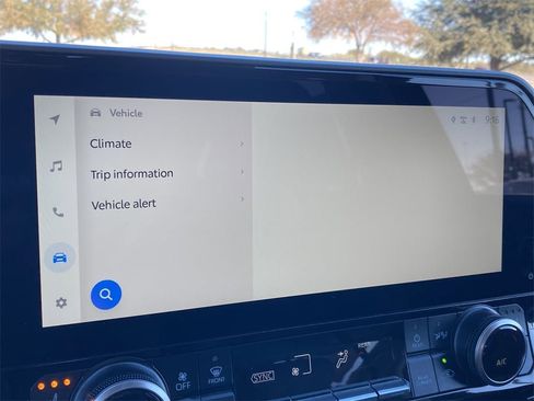 New 2026 Toyota Highlander XLE image 14