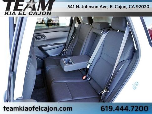 Used 2024 Nissan Rogue S FWD image 16