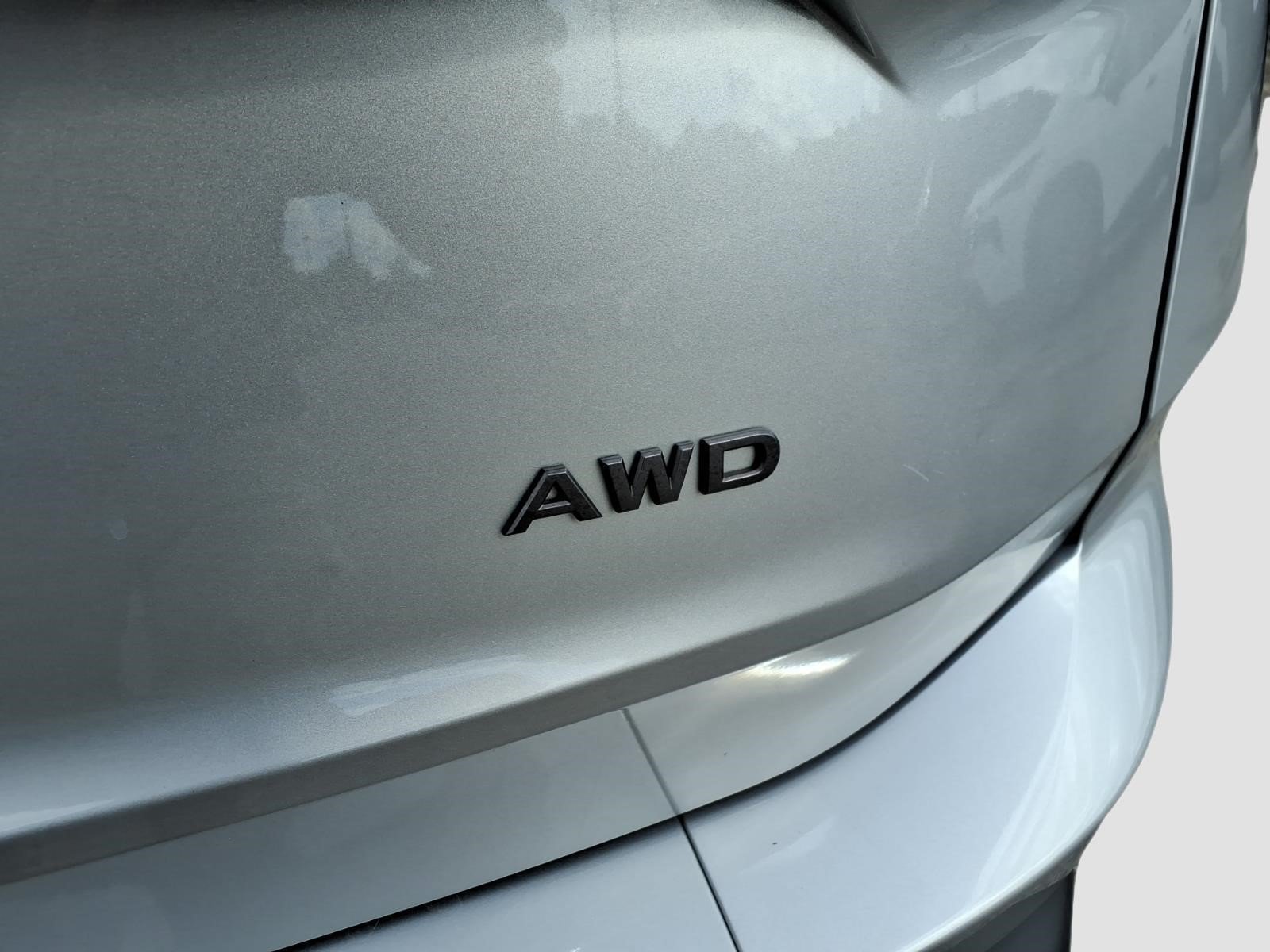 Used 2025 Nissan Rogue S AWD/4WD image 5