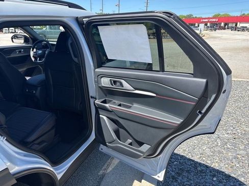 New 2026 Ford Explorer ST-Line image 25