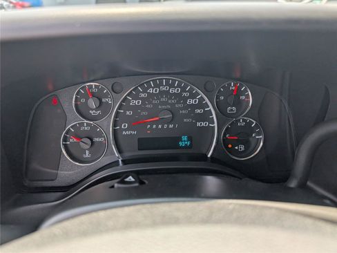 New 2026 Chevrolet Express 3500 LS w/ Chrome Appearance Package RWD image 22
