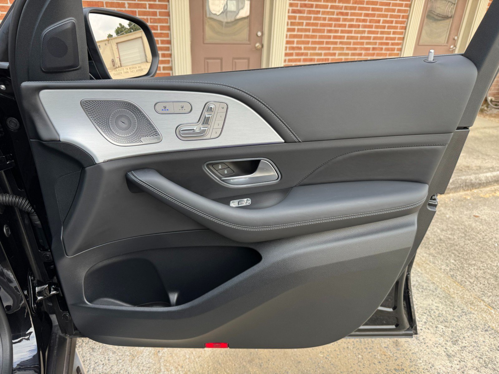 Used 2025 Mercedes-Benz GLS 63 AMG 4MATIC image 62