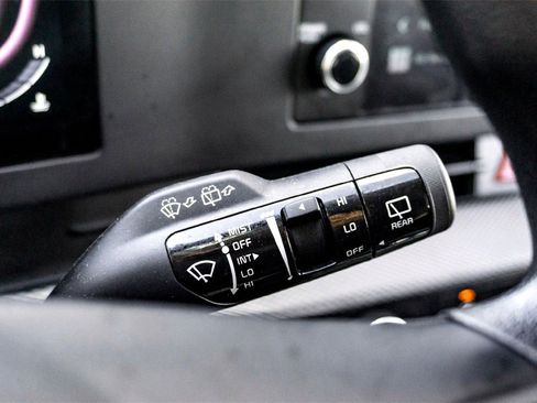 Used 2024 Kia Sportage LX image 21