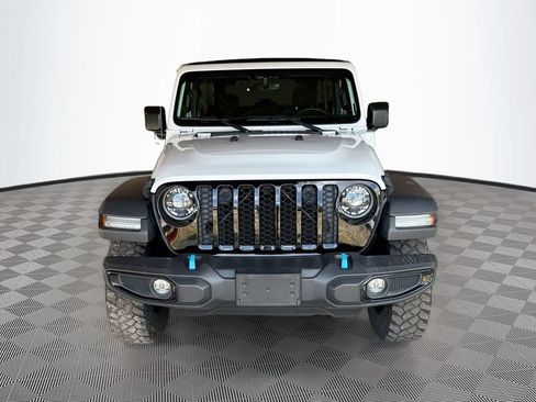 Certified 2023 Jeep Wrangler Unlimited w/ Sun & Screen Package AWD/4WD image 2