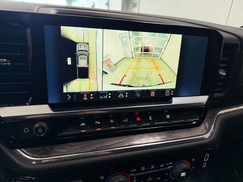 Used 2024 Chevrolet Silverado 1500 LTZ w/ LTZ Premium Package image 22