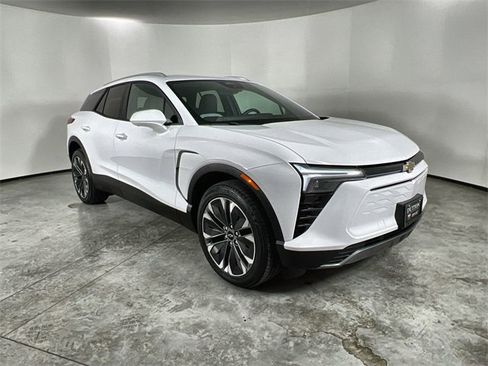 Certified 2024 Chevrolet Blazer EV LT image 2