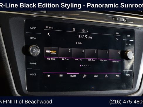 Used 2022 Volkswagen Tiguan SE R-Line image 22