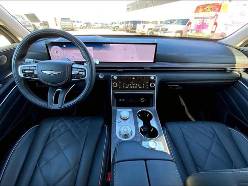 Used 2025 Genesis GV80 3.5T Prestige image 15