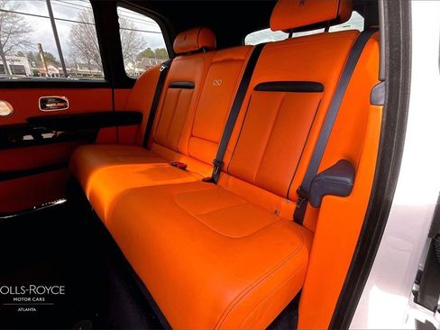 Certified 2021 Rolls-Royce Cullinan Black Badge image 22