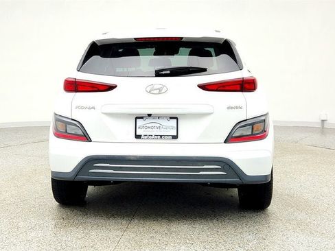 Used 2023 Hyundai Kona SEL w/ Cargo Package image 6
