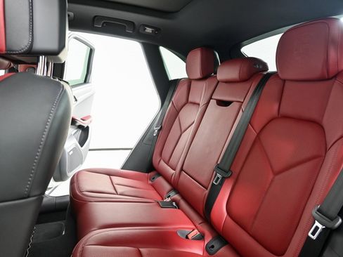 New 2025 Porsche Macan image 21
