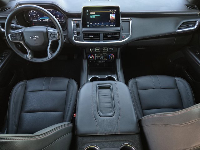Used 2023 Chevrolet Suburban RST AWD/4WD image 19