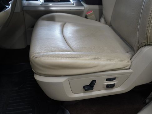 Used 2015 RAM 1500 Laramie w/ Convenience Group image 23