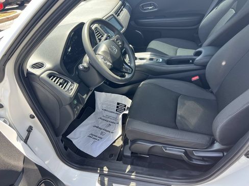 Used 2022 Honda HR-V EX image 16