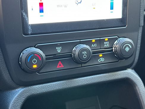 New 2025 Ford Ranger XL image 18