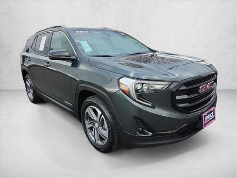 Used 2021 GMC Terrain SLT w/ LPO, Dark Accent Package image 7