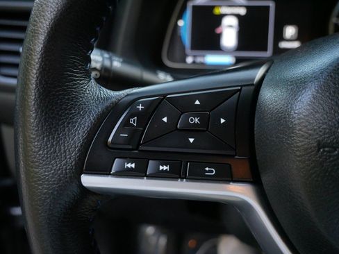 Certified 2025 Nissan Leaf SV Plus FWD image 27