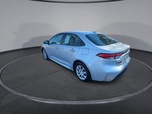 Used 2024 Toyota Corolla LE image 11