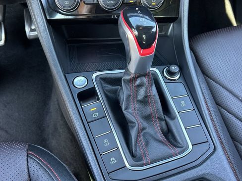 Certified 2023 Volkswagen Jetta GLI Autobahn FWD image 27