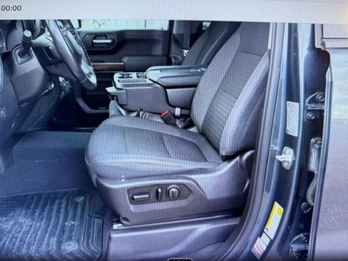 Used 2019 Chevrolet Silverado 1500 LT w/ Texas Edition image 6