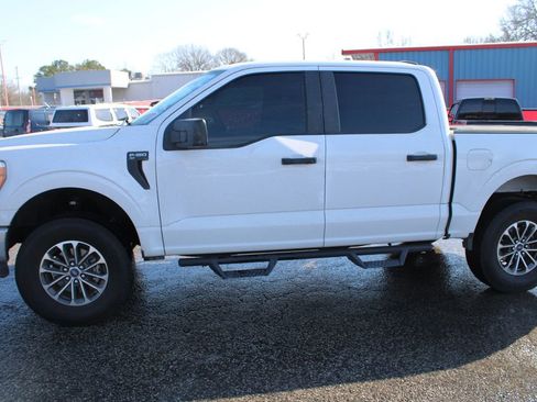 Used 2022 Ford F150 XLT image 6