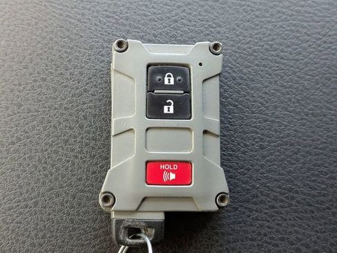 Used 2021 Toyota Tacoma TRD Sport RWD image 31