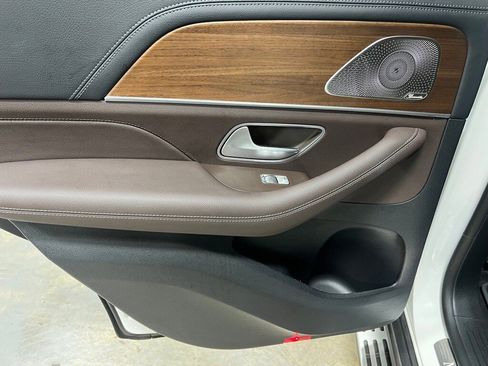 Used 2022 Mercedes-Benz GLE 350 4MATIC image 24