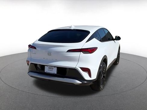 Used 2025 Buick Envista Sport Touring image 7