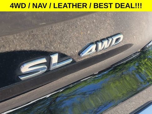 Used 2024 Nissan Pathfinder SL AWD/4WD image 7