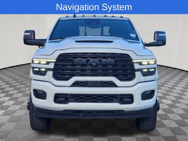 Used 2025 RAM 3500 Limited AWD/4WD image 2