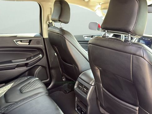 Used 2023 Ford Edge Titanium AWD/4WD image 28