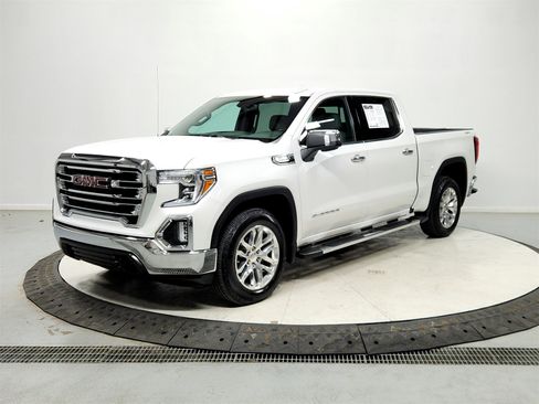 Used 2022 GMC Sierra 1500 SLT w/ SLT Premium Package image 3