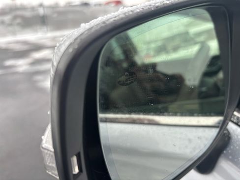 Used 2022 Subaru Forester Limited w/ Popular Package #3 image 34