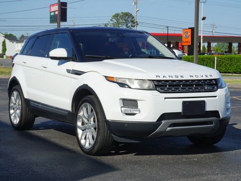Used 2015 Land Rover Range Rover Evoque Pure Plus AWD/4WD image 3