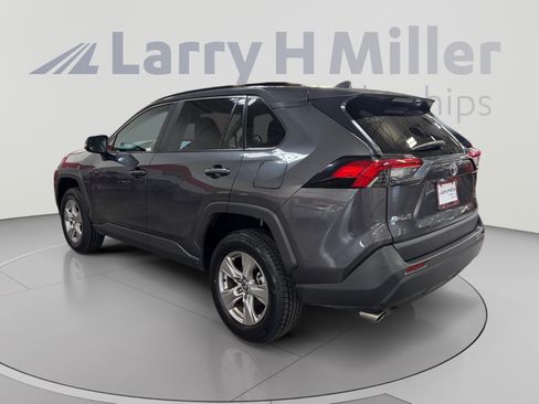 Used 2025 Toyota RAV4 XLE FWD image 3