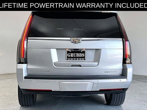 Used 2020 Cadillac Escalade Luxury AWD/4WD image 5