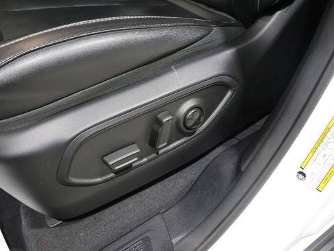 Used 2022 Jeep Grand Cherokee Limited 4xe AWD/4WD image 11