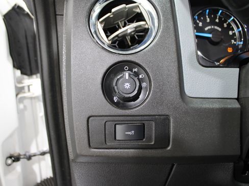 Used 2013 Ford F150 XLT w/ XLT Convenience Pkg image 8