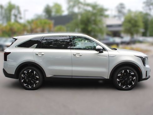 New 2026 Kia Sorento SX FWD image 15