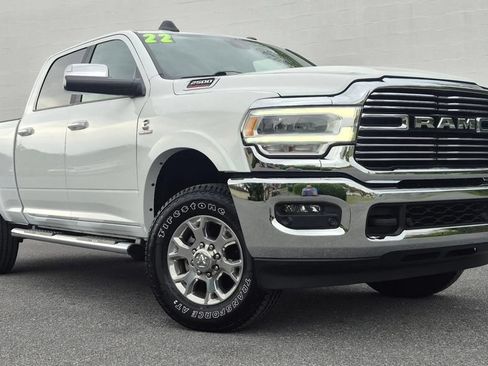 Used 2022 RAM 2500 Laramie AWD/4WD image 2